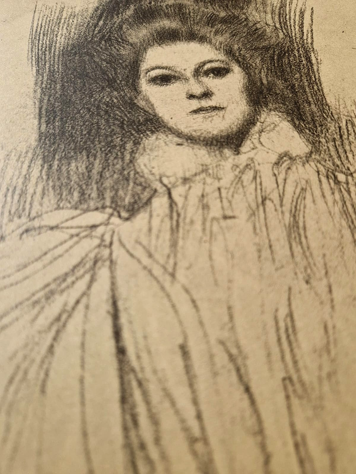 GUSTAV KLIMT – Stojaca žena v plášti (bez rámu), litografická tlač